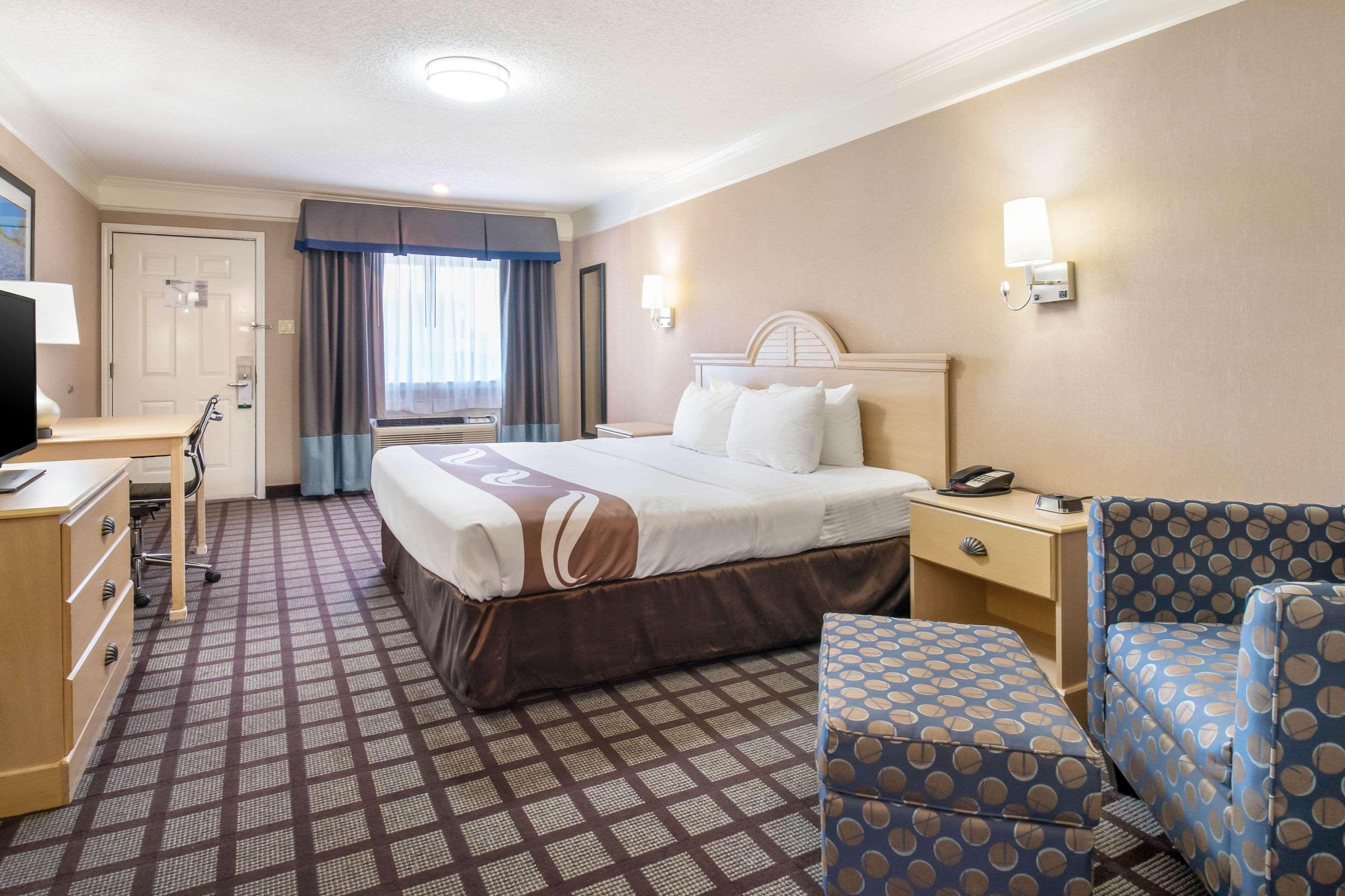 Quality Inn Near Lake Марбл-Фолс Экстерьер фото